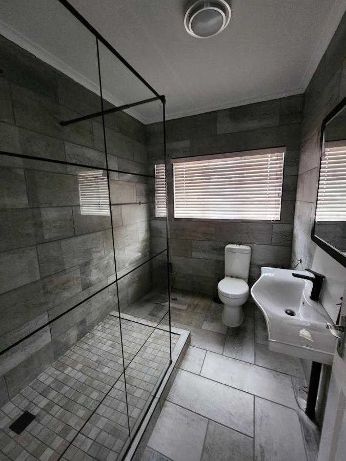 Rudman Townhouses - Family Apartment Boksburg Luaran gambar