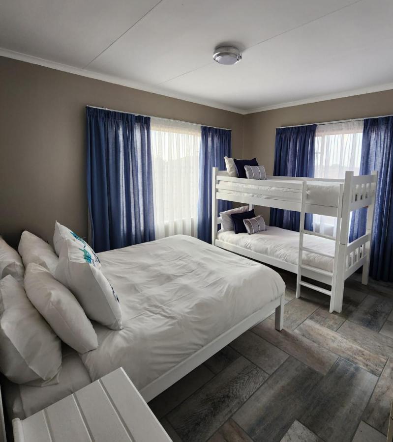 Rudman Townhouses - Family Apartment Boksburg Luaran gambar